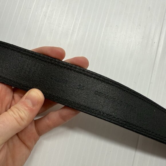 Frye Black Leather Belt 35mm Genuine Pull Up Adjustable Buckle Classic Size 36 - Picture 7 of 7